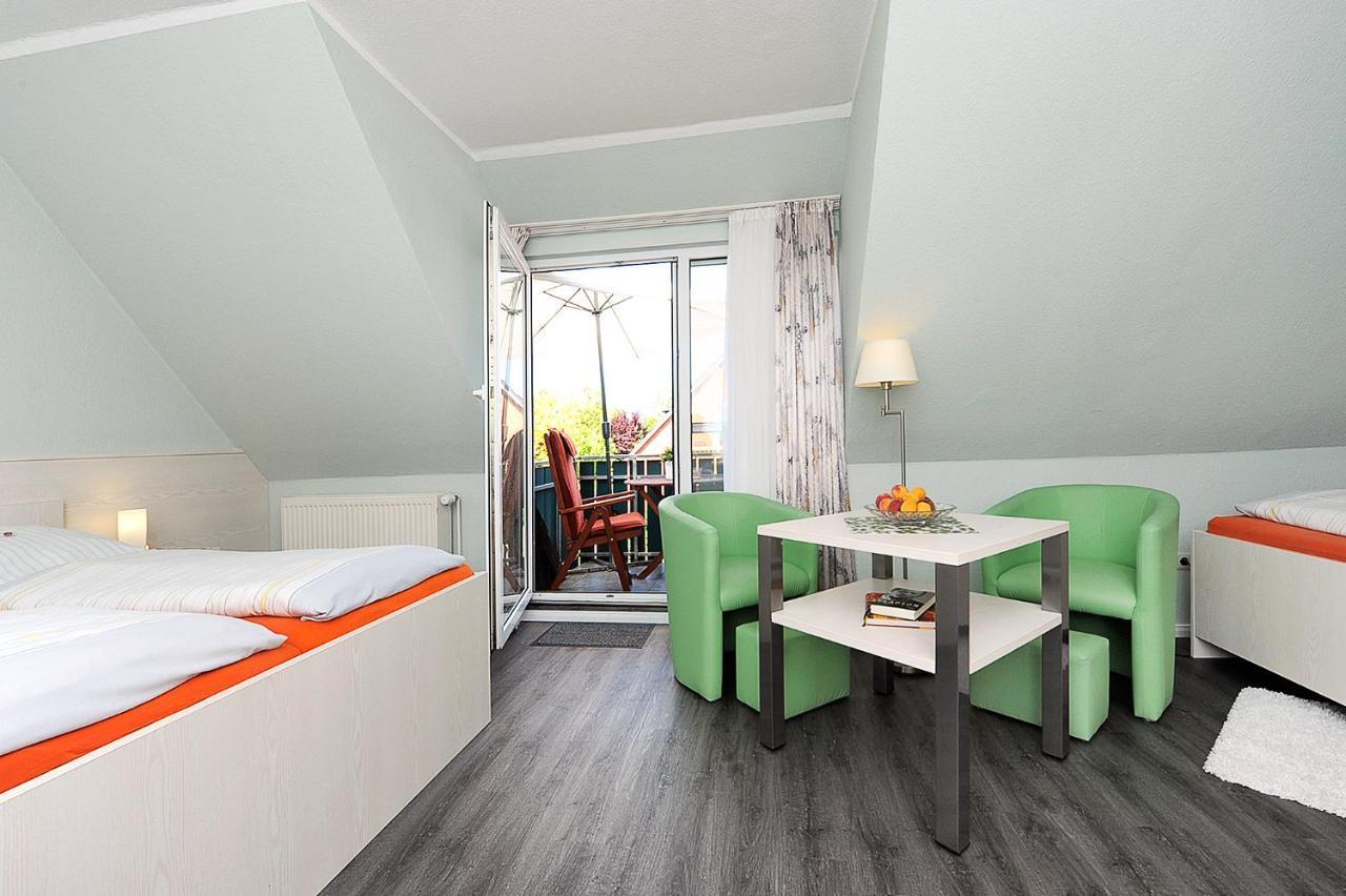Hotel Garni Haus Am Meer Neuharlingersiel Eksteriør billede